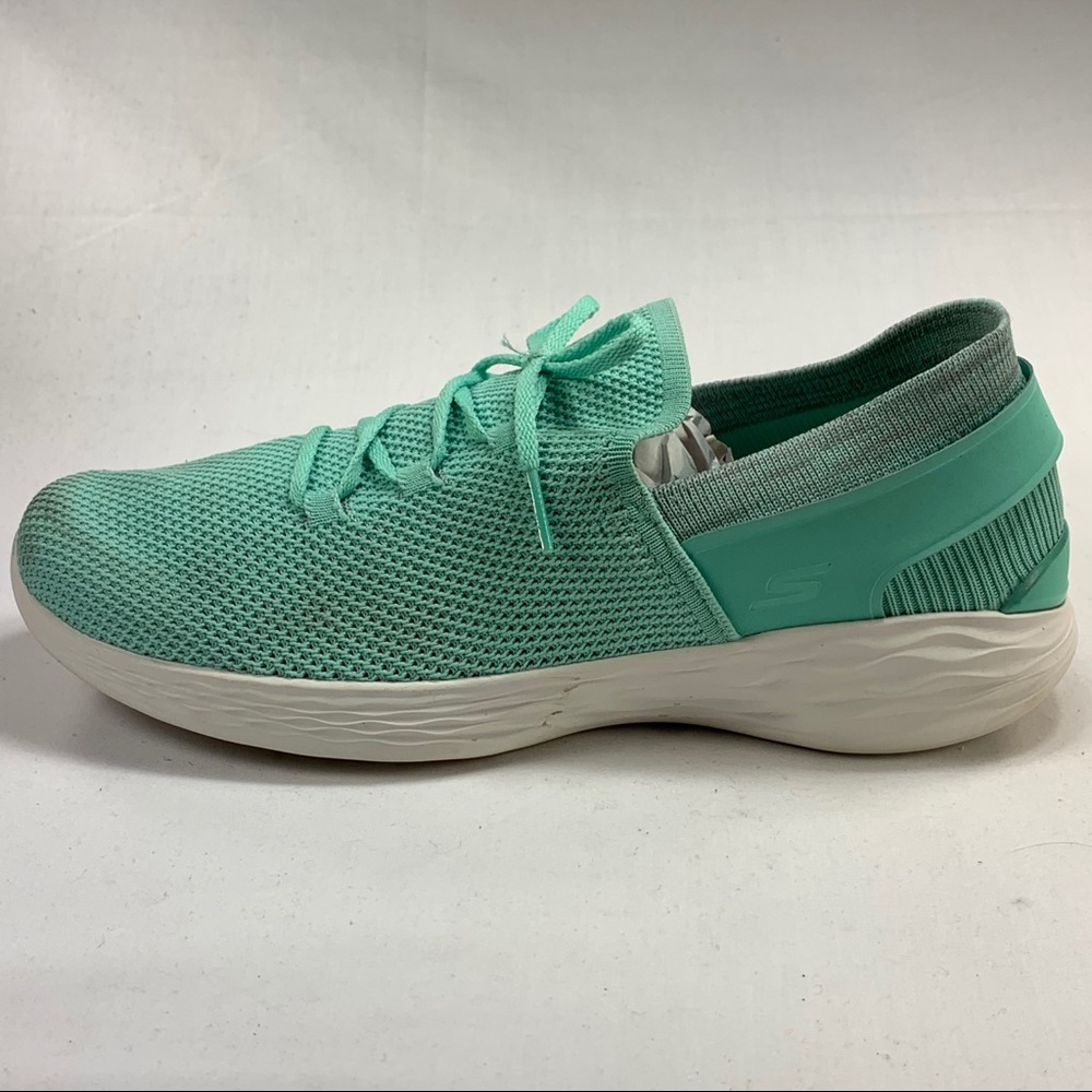 Skechers YOU Yoga and Walking Shoes Women’s Sz 10